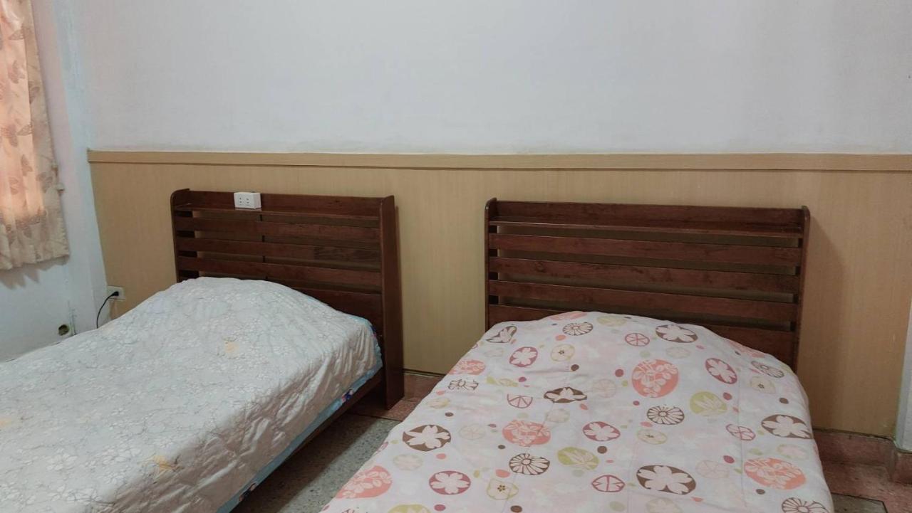 Sataya Apartment Маха Саракхам Екстериор снимка