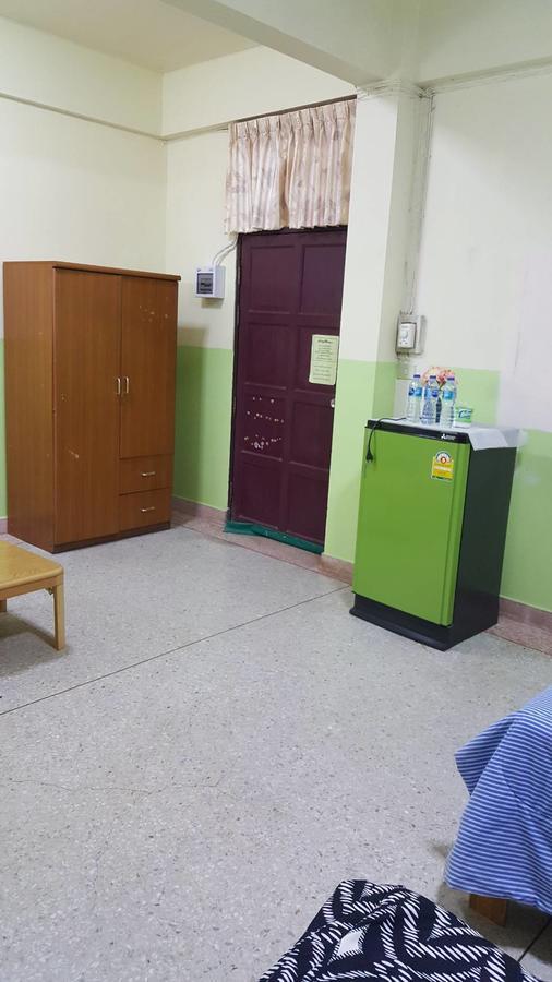Sataya Apartment Маха Саракхам Екстериор снимка